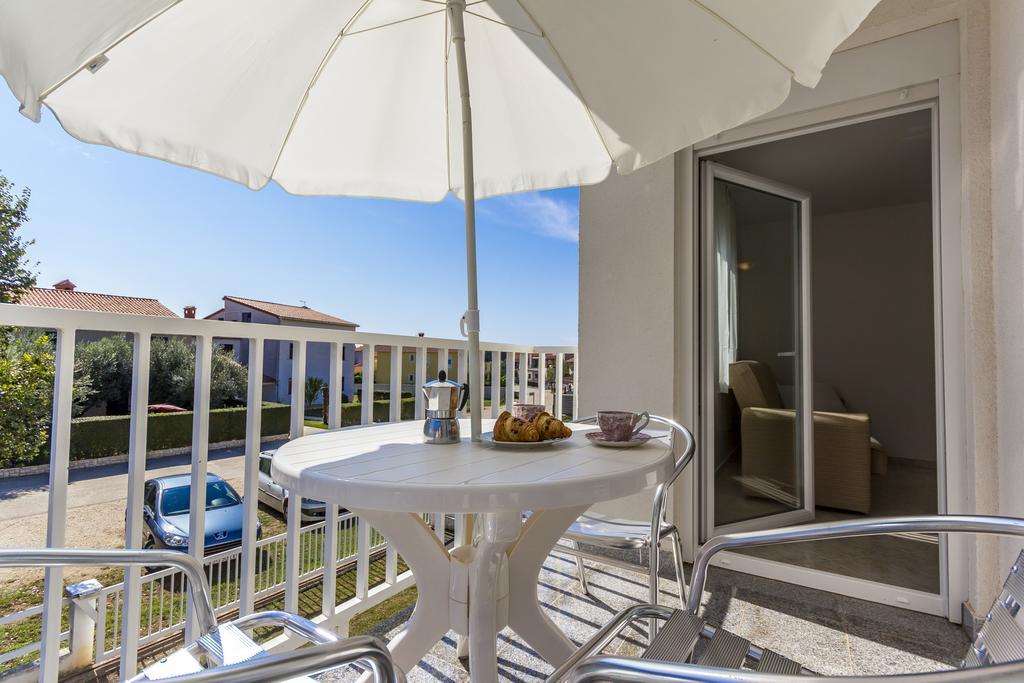 Apartments Alba Fažana Zewnętrze zdjęcie