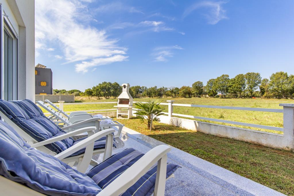 Apartments Alba Fažana Zewnętrze zdjęcie