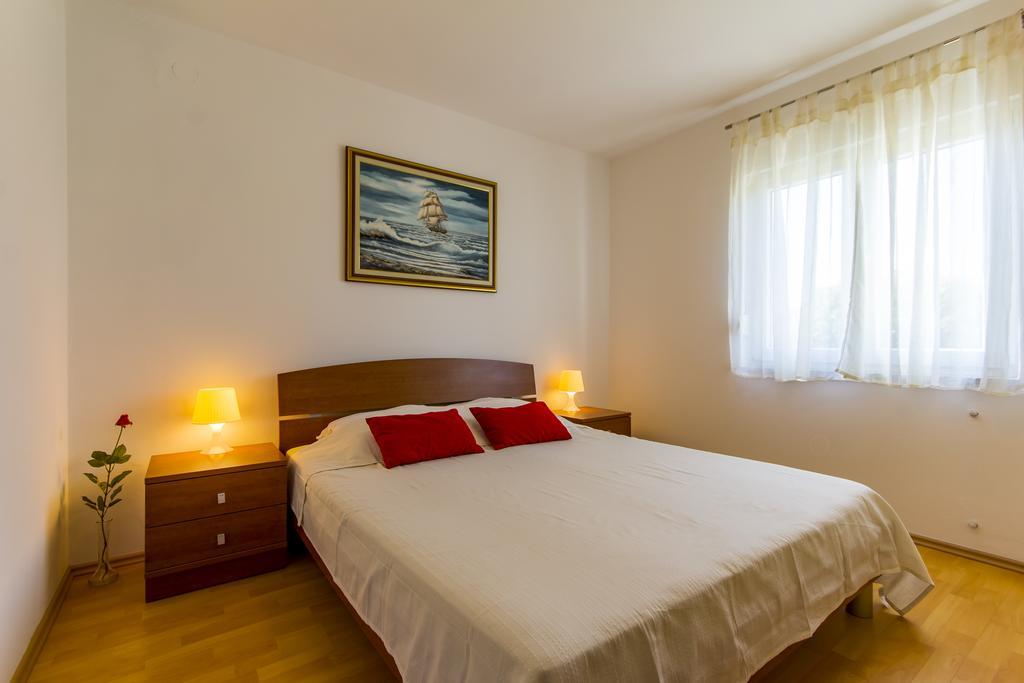 Apartments Alba Fažana Zewnętrze zdjęcie